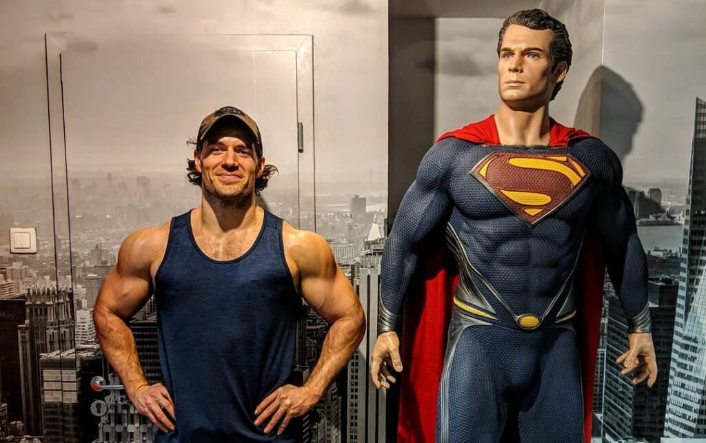 Before & After Henry Cavill Superman Photos Show Incredible 18 Pound Muscle  Gain For Man of Steel